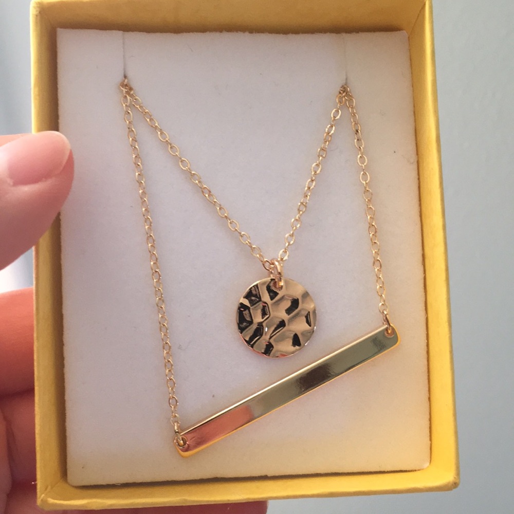 NEW Gold necklace set